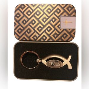 Gold and Black Patterned Metal Case with Ithacus Keychain